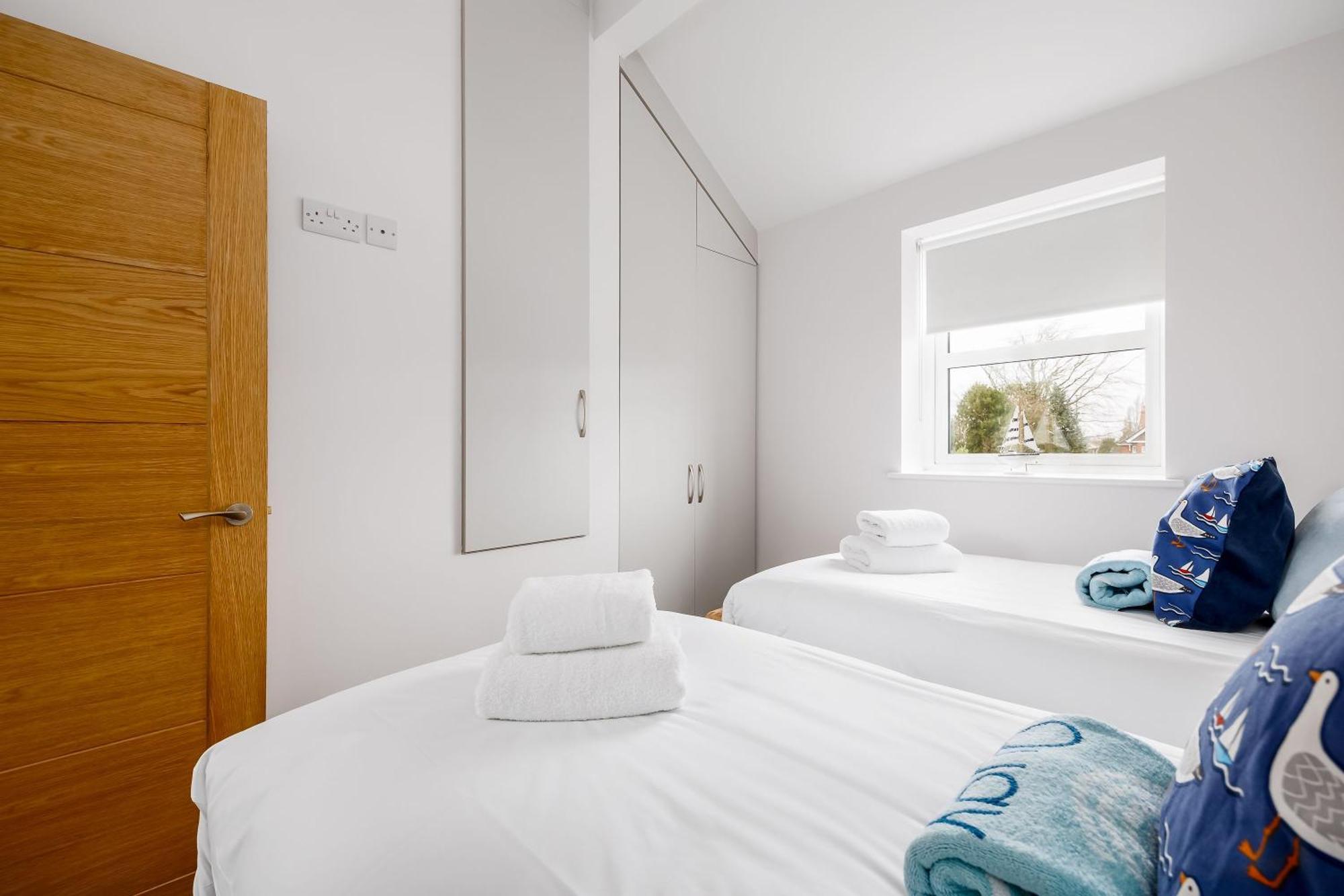 Charlotte Cottage Poole Eksteriør billede